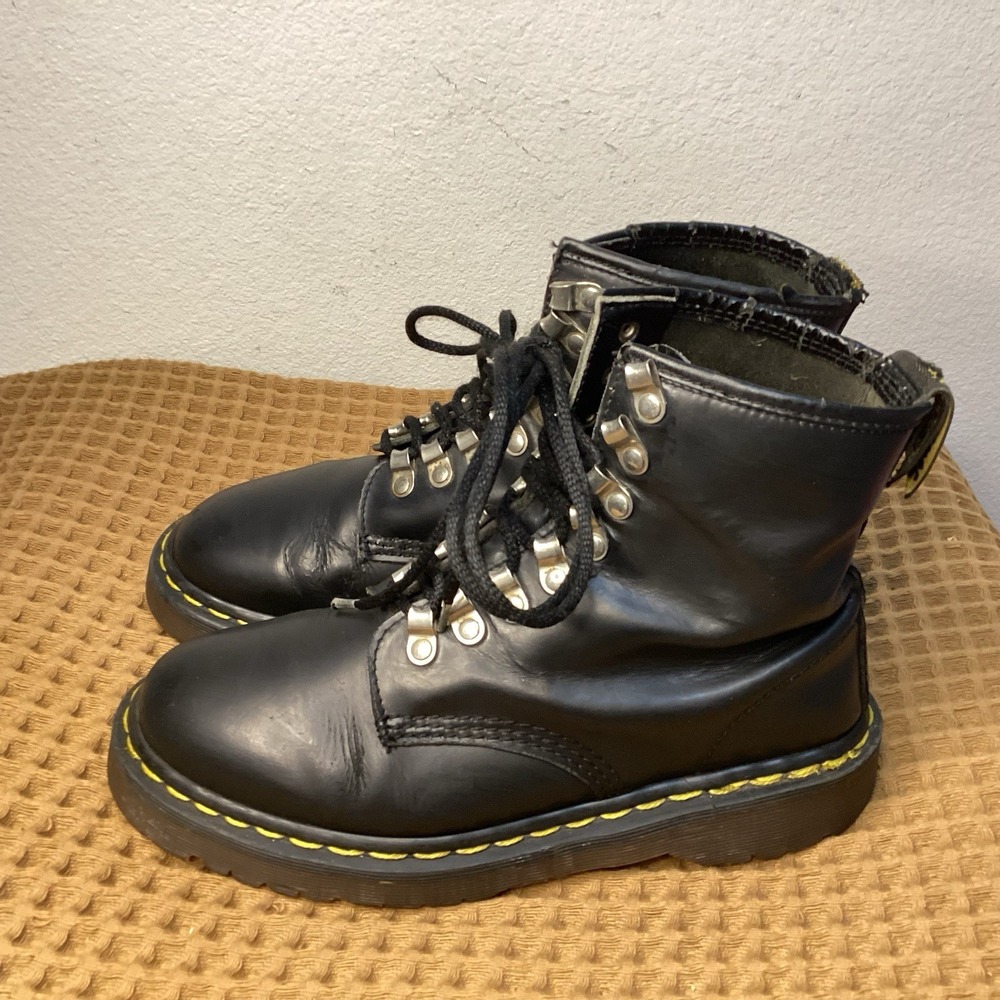 Vtg DR MARTENS ENGLAND 8217 Black US 8 UK 6 LUG PLATFORM COMBAT Y2K GRUNGE BOOTS